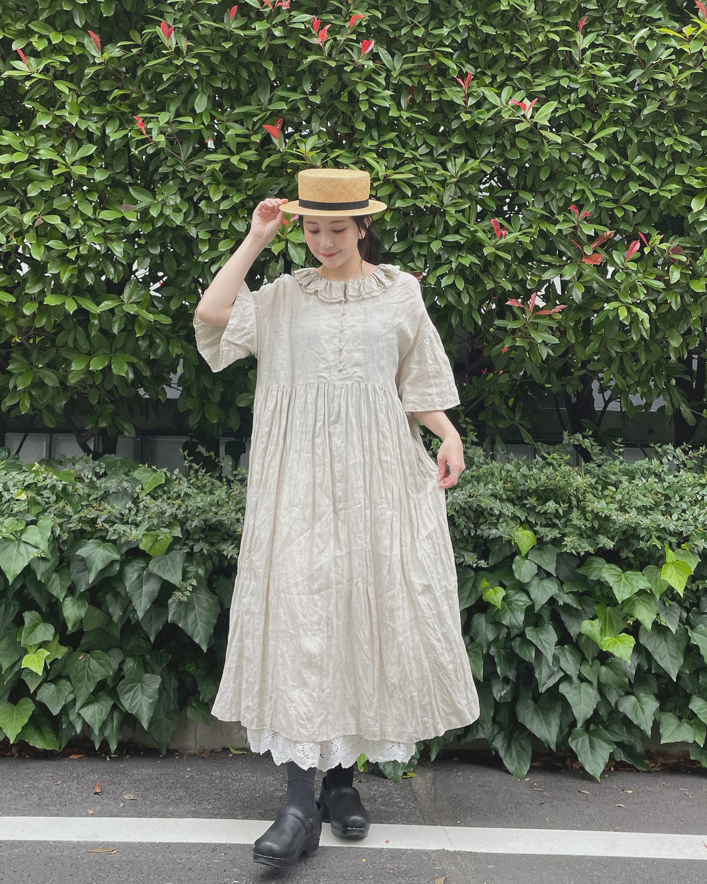 "HEARDMANS LINEN" Frill Collar Dress