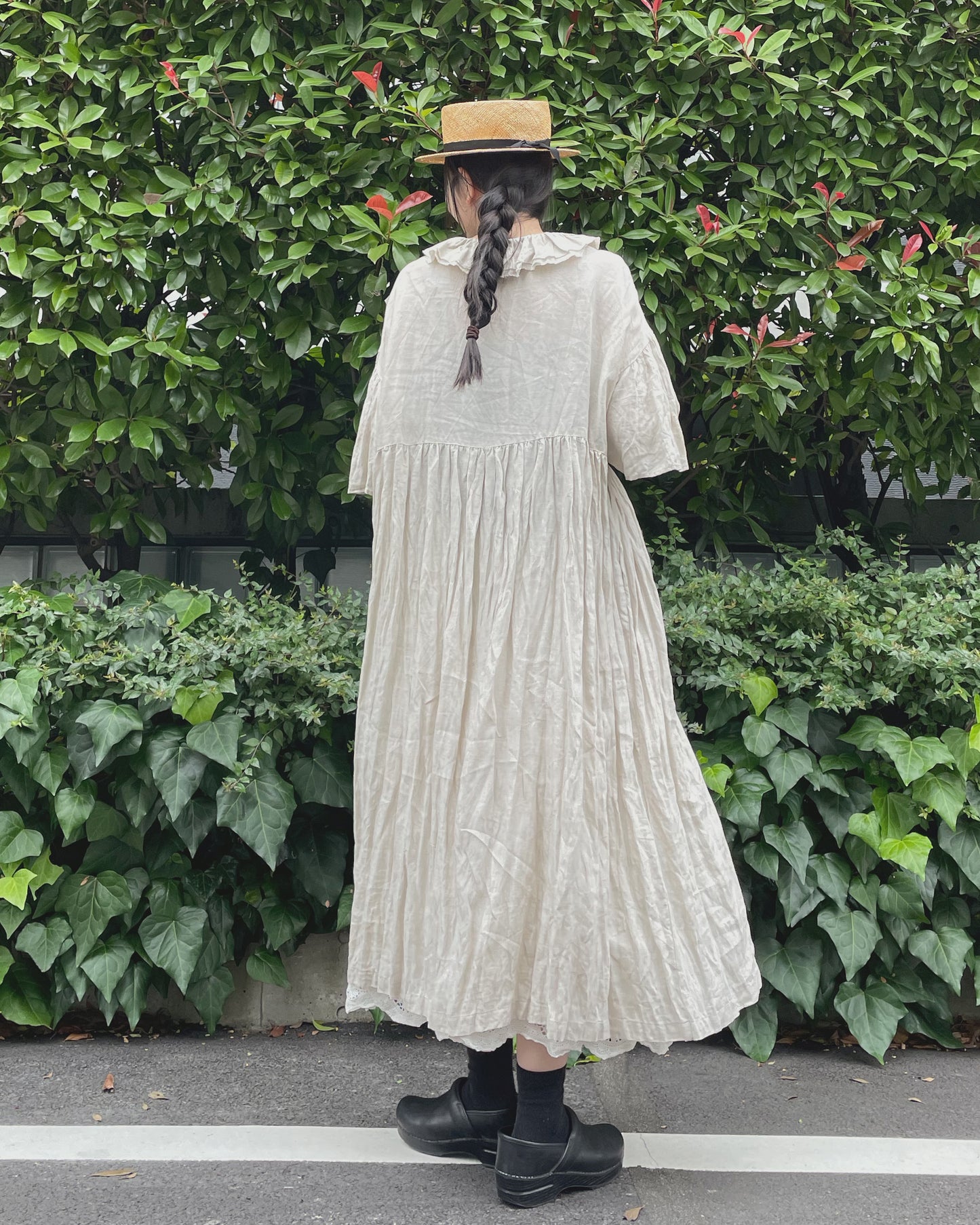 "HEARDMANS LINEN" Frill Collar Dress