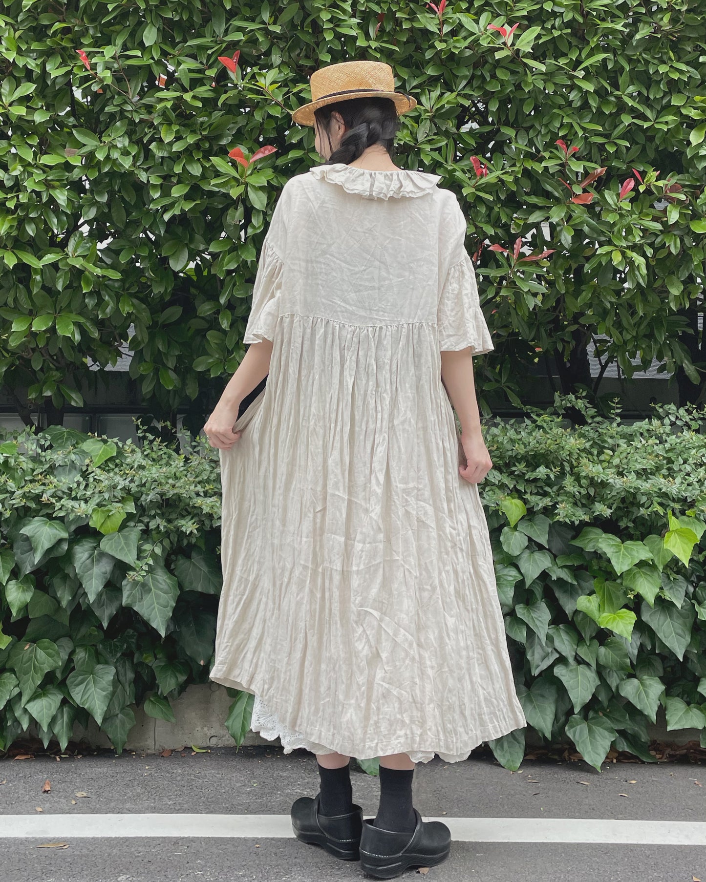 "HEARDMANS LINEN" Frill Collar Dress