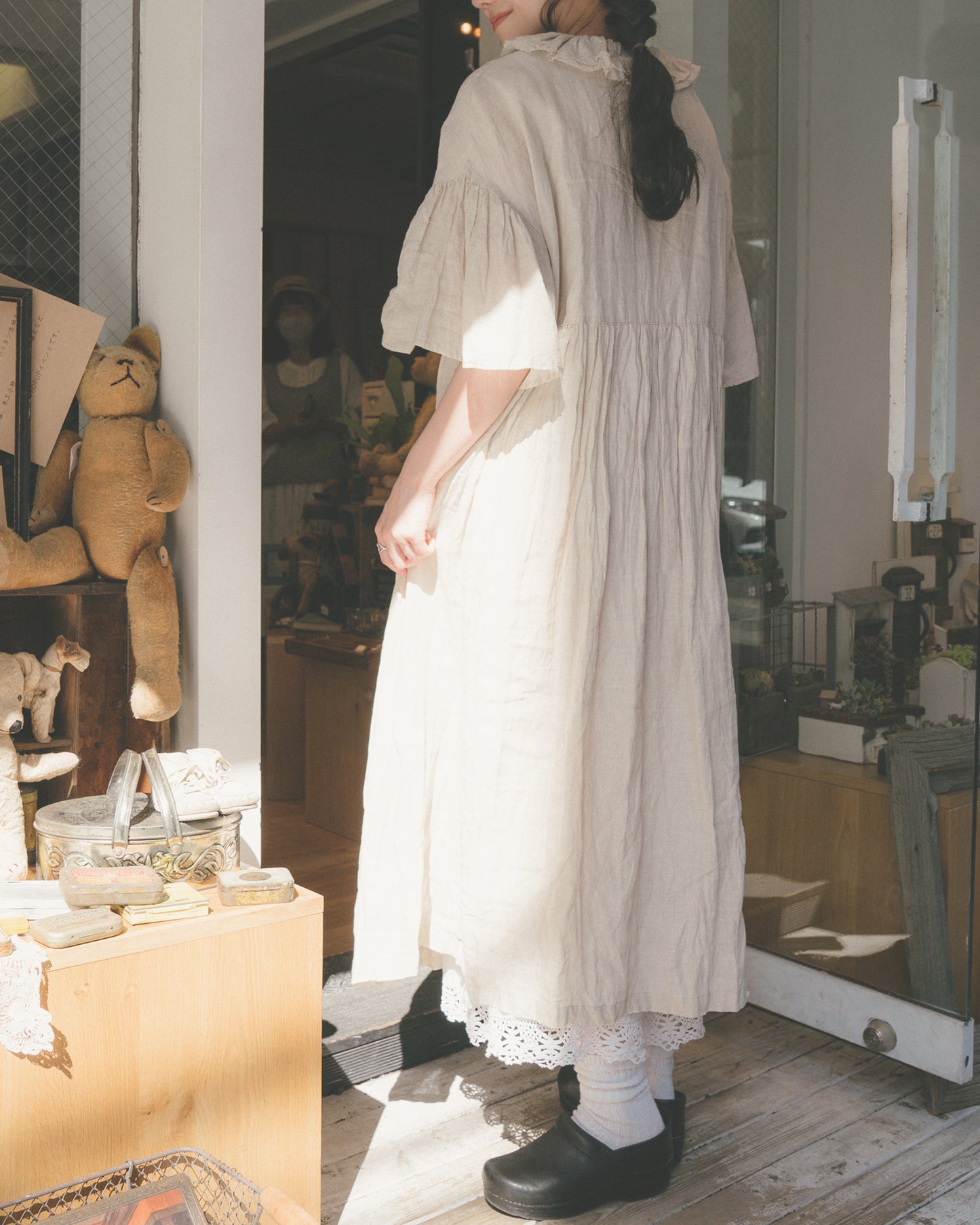"HEARDMANS LINEN" Frill Collar Dress