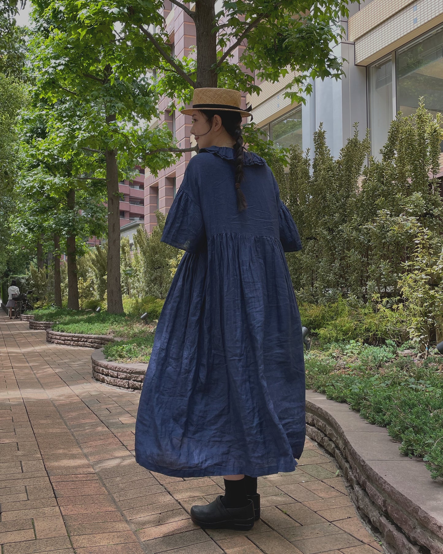"HEARDMANS LINEN" Frill Collar Dress