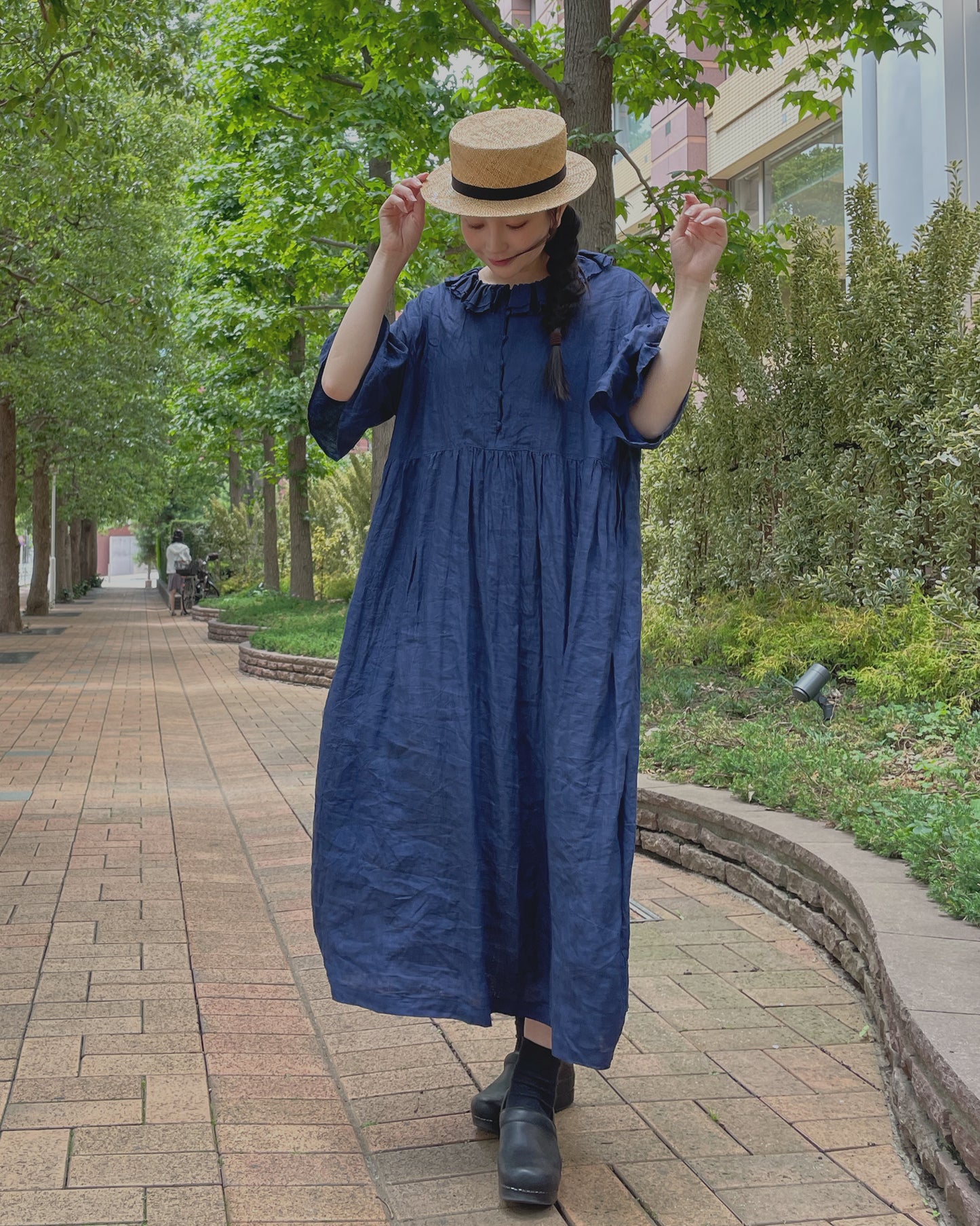 "HEARDMANS LINEN" Frill Collar Dress