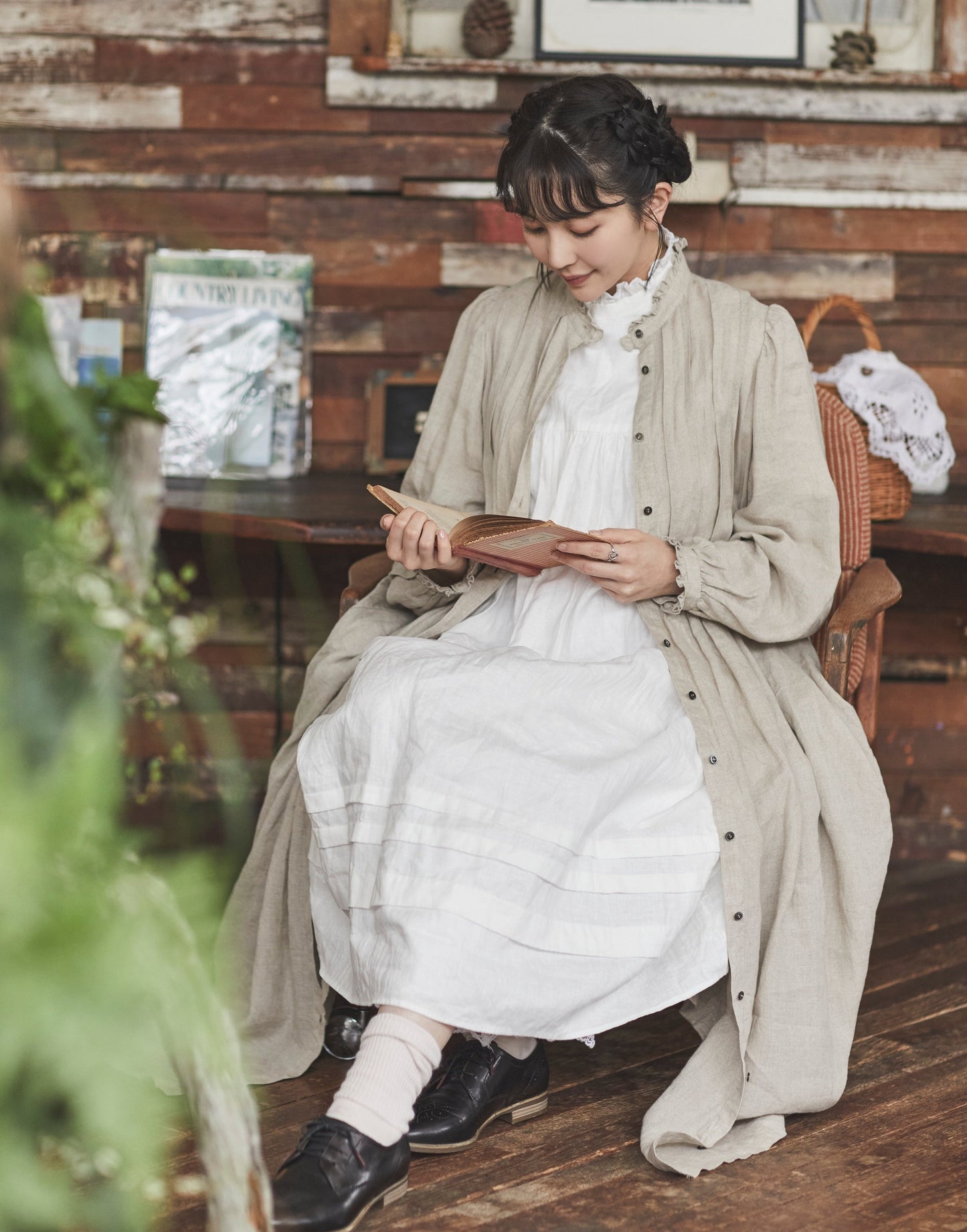 "HEARDMANS LINEN"  Frill Stand Collar Tuck Dress