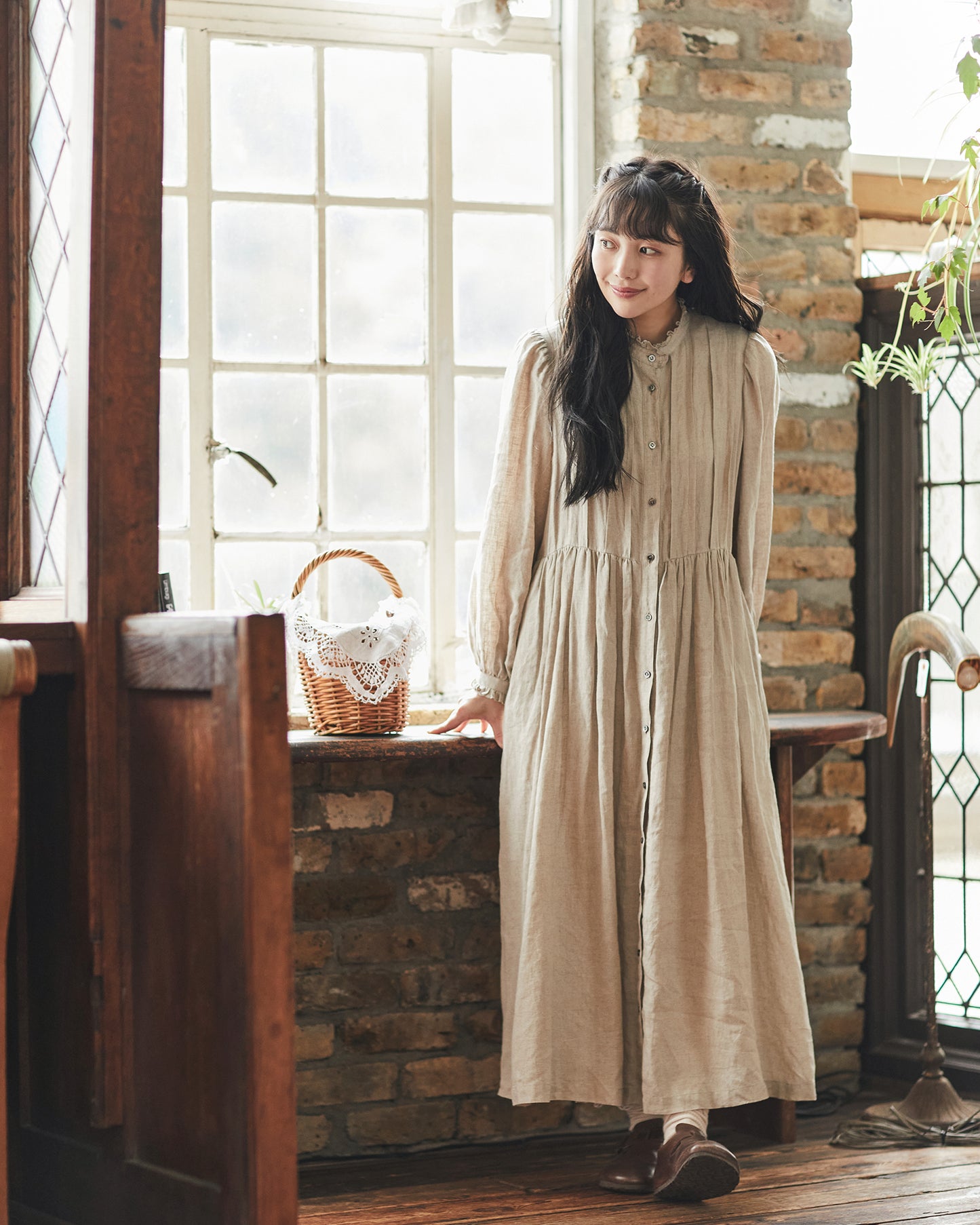 "HEARDMANS LINEN"  Frill Stand Collar Tuck Dress